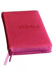Biblia dla kobiet malinowa (etui z zamkiem) (1)