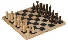 Drewniane szachy (1)