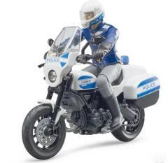 Policjant na motocyklu Scrambler Ducati (1)